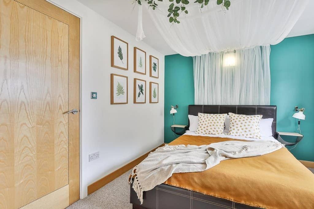 The Exclusive Gem Of Leeds - Sleeps 8 Apartment Exterior photo